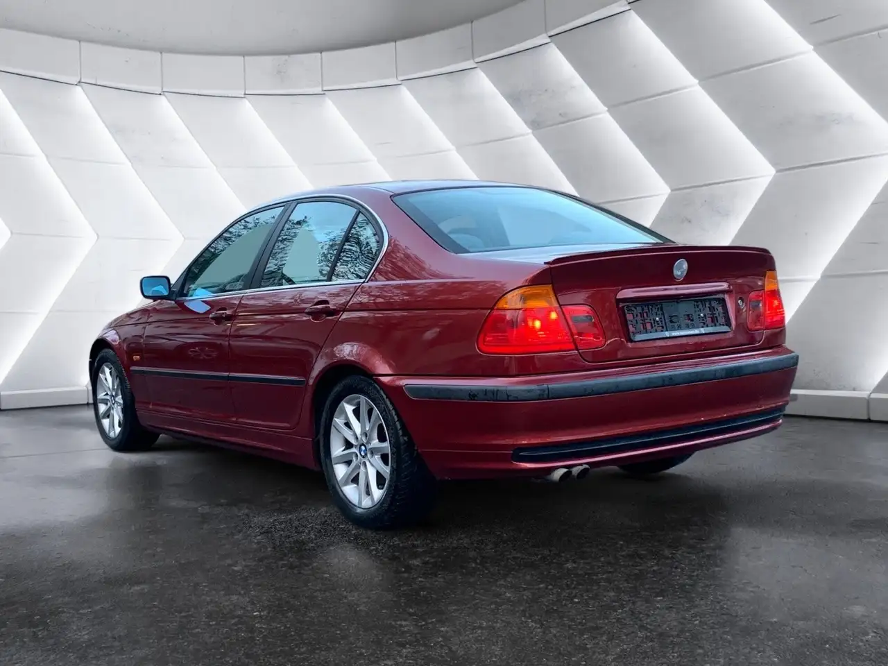BMW 320i, foto 3