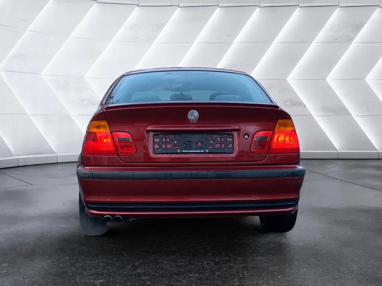 BMW 320i, foto 4