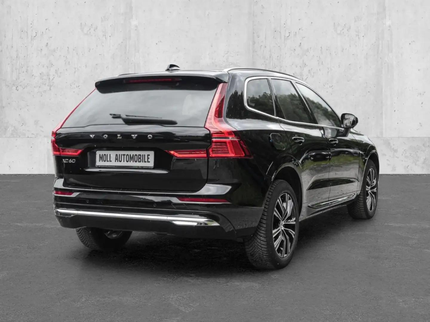 Volvo XC60 Inscription AWD B4 Diesel EU6d HUD AHK Digitales C Zwart - 2