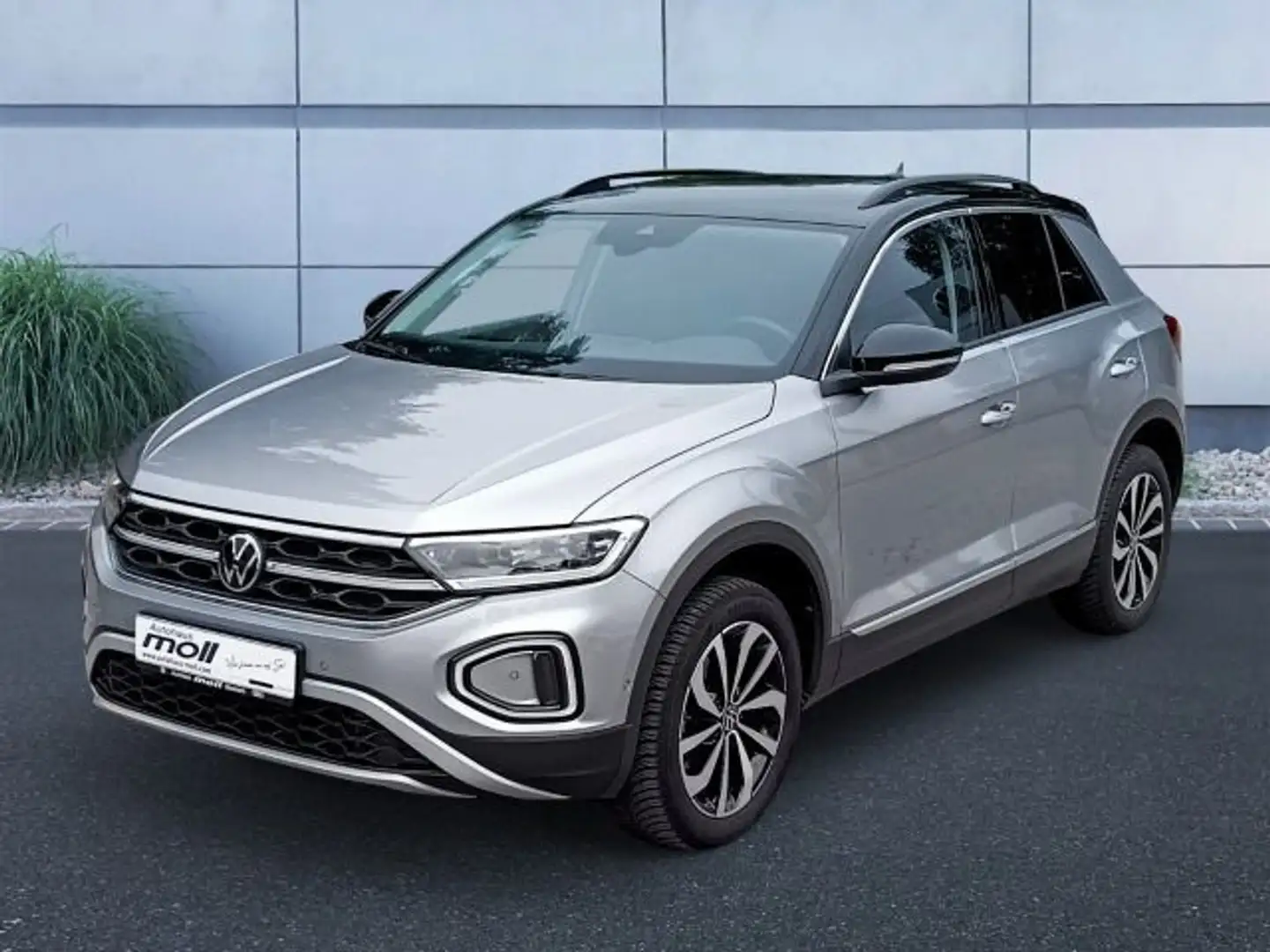 Volkswagen T-Roc Style 1.5 l TSI OPF 110 kW (150 PS ) 7-Gan Silber - 1