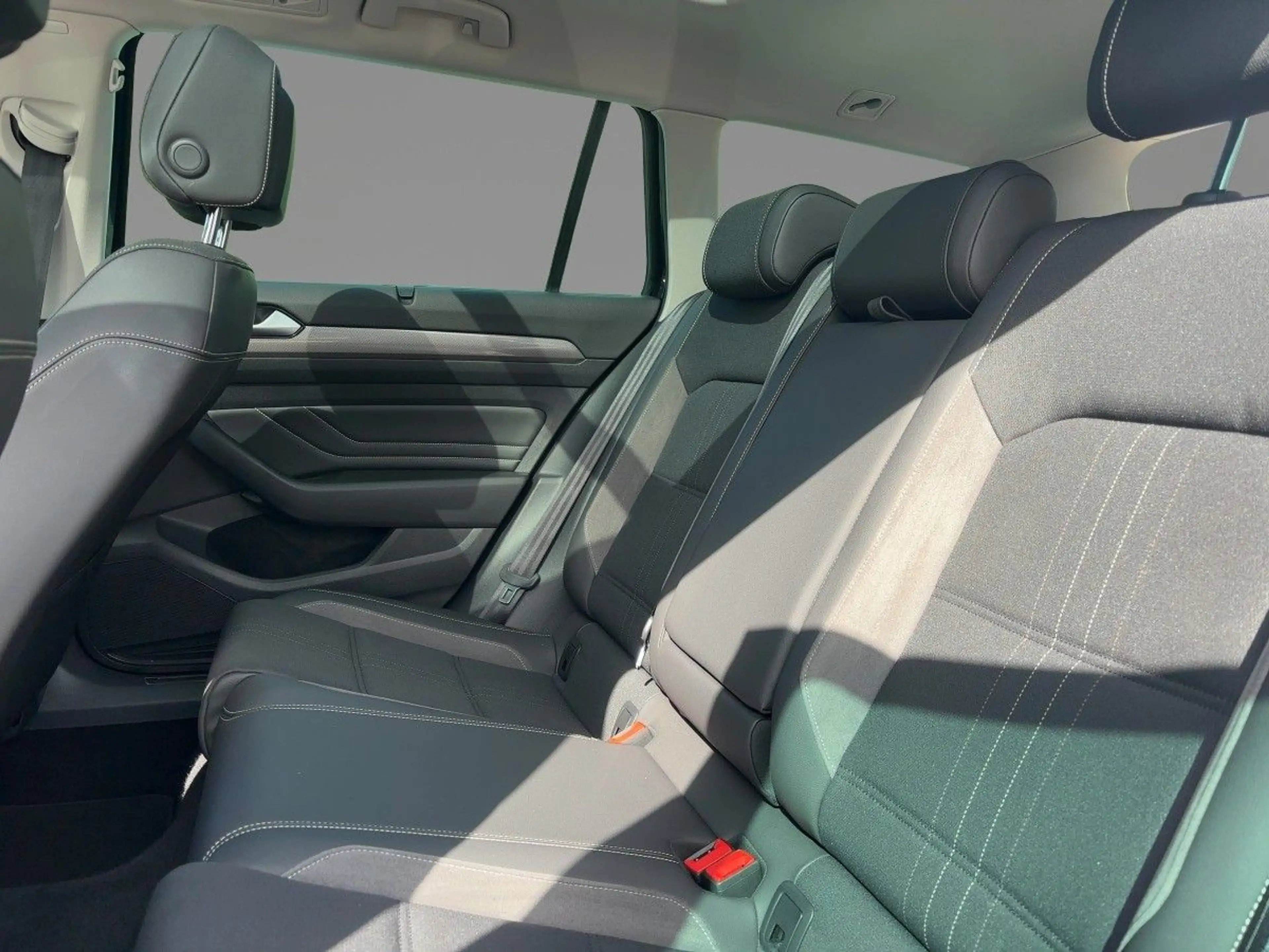 Volkswagen Passat Alltrack 2.0 TDI 4Mot. DSG Nav Kamera ACC — photo 10