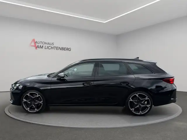 Cupra Leon view 2