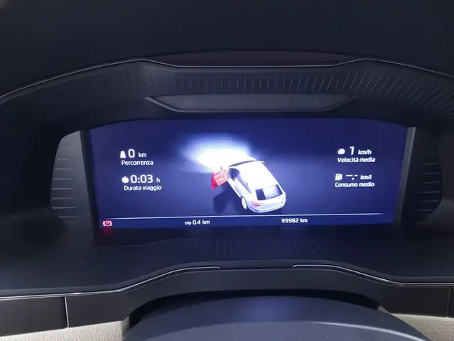 Skoda Superb view 12