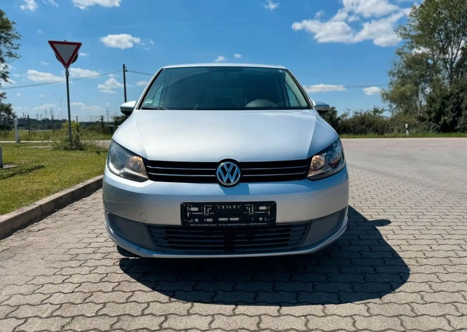 Volkswagen Touran Trendline BMT Argent - 2