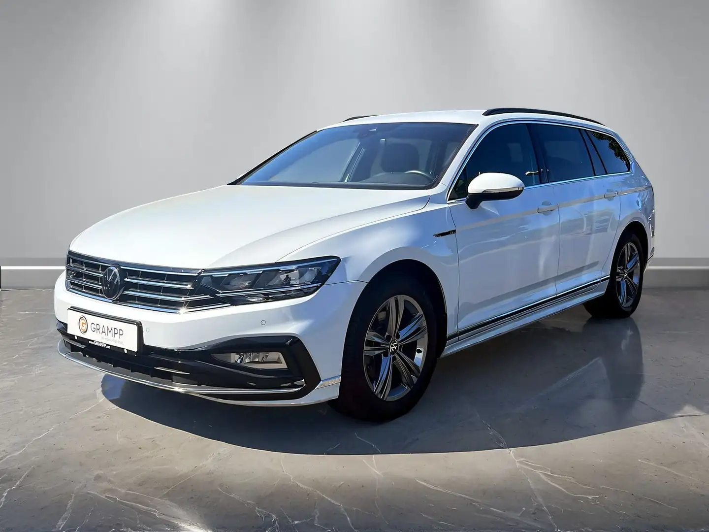 Volkswagen Passat Variant Business 2.0TDI DSG 4M +R-LINE+AH Weiß - 2