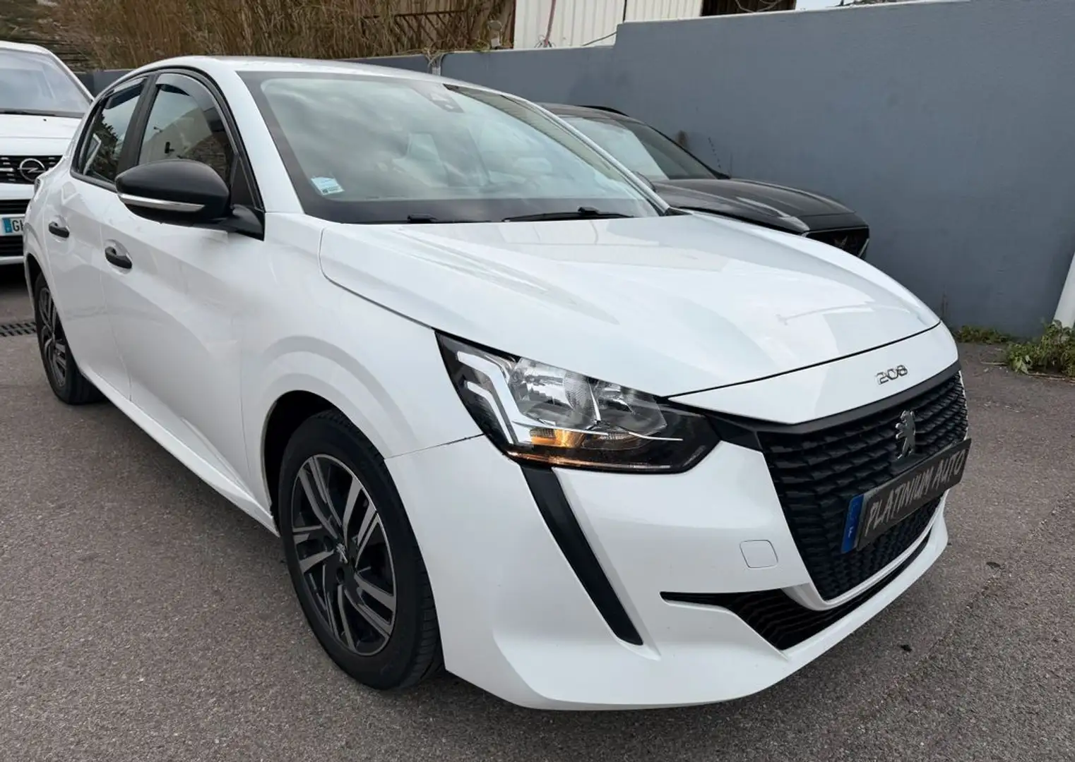 Peugeot 208 II BlueHdi 100 S&S Active bvm6 (Moteur 27000km) Blanc - 1