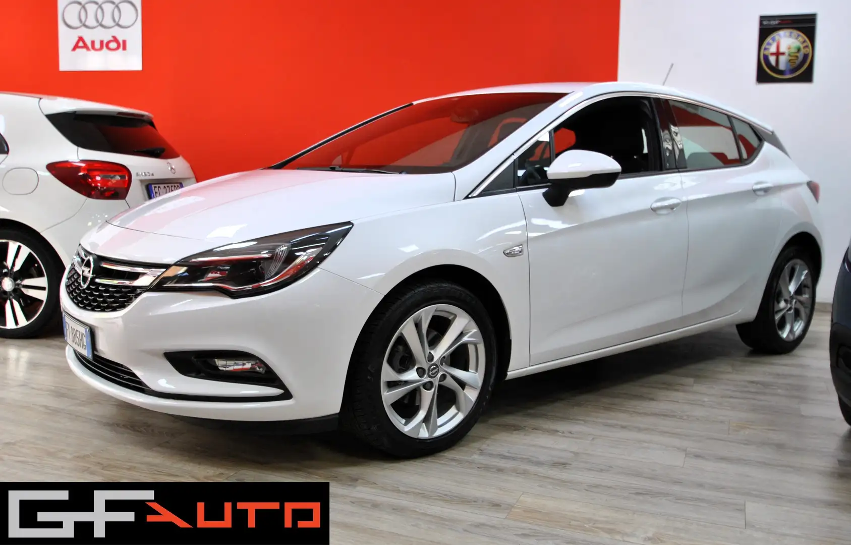 Opel Astra Astra 5p 1.6 cdti Dynamic s Blanco - 1