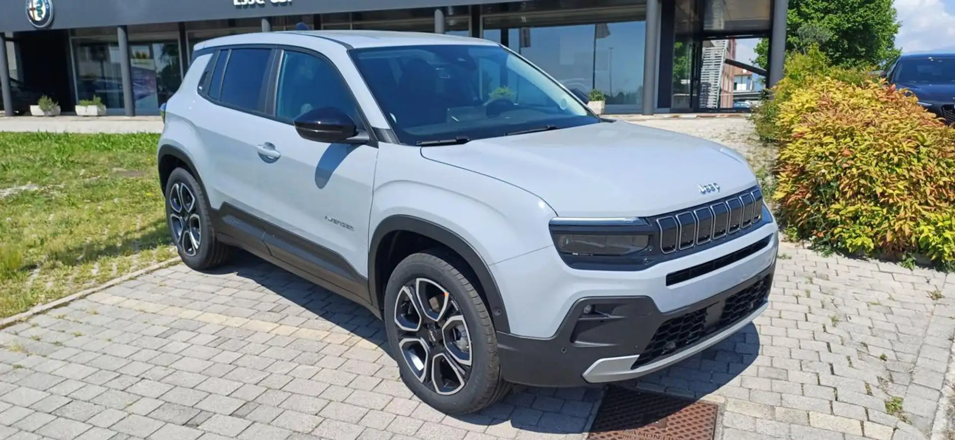 Jeep Avenger 1.2 Turbo MHEV Summit MY25 Grigio - 1