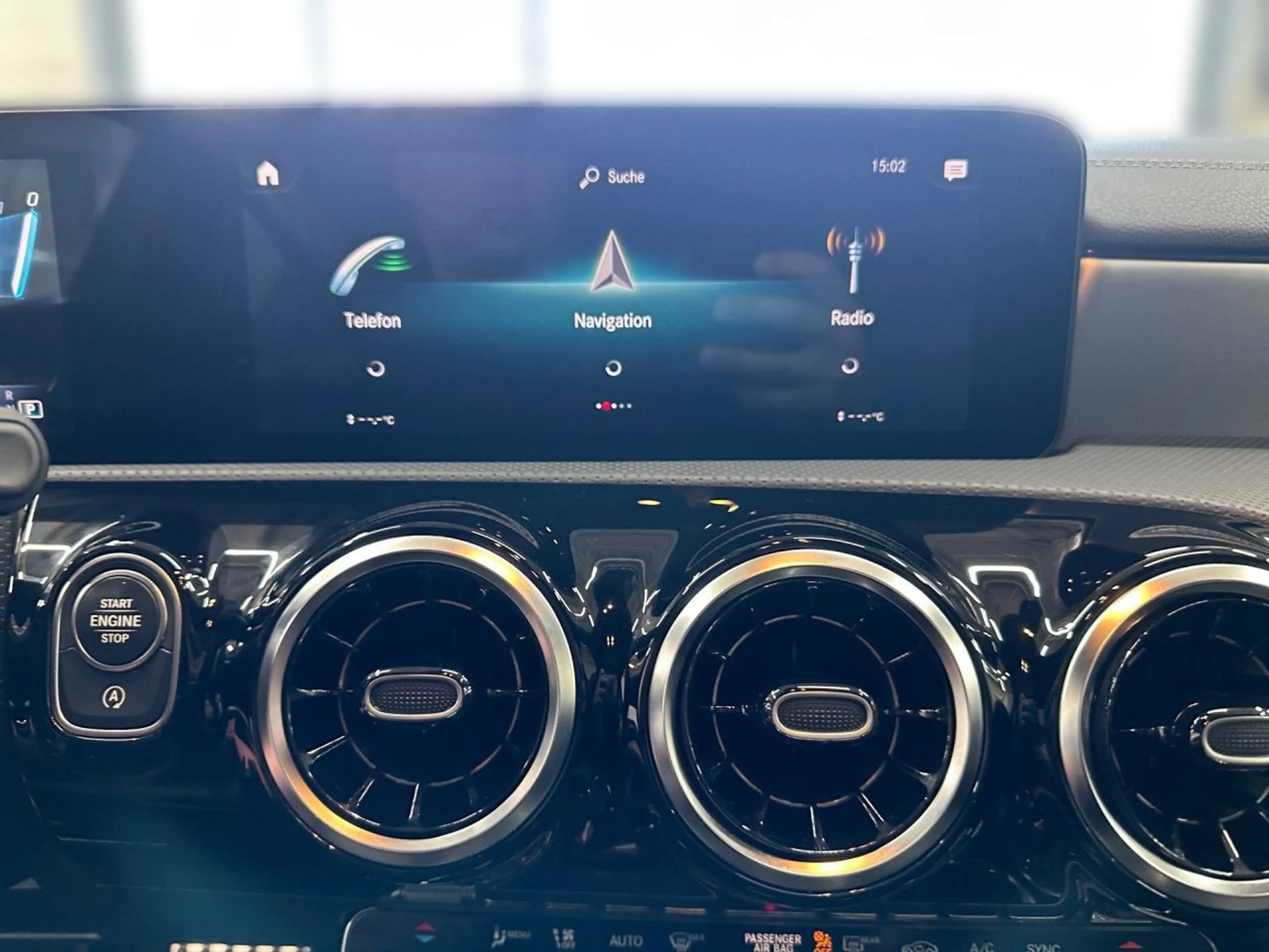Mercedes-Benz A 45 AMG 4M Pano Multibeam Sitzklima Night Kamera — photo 10
