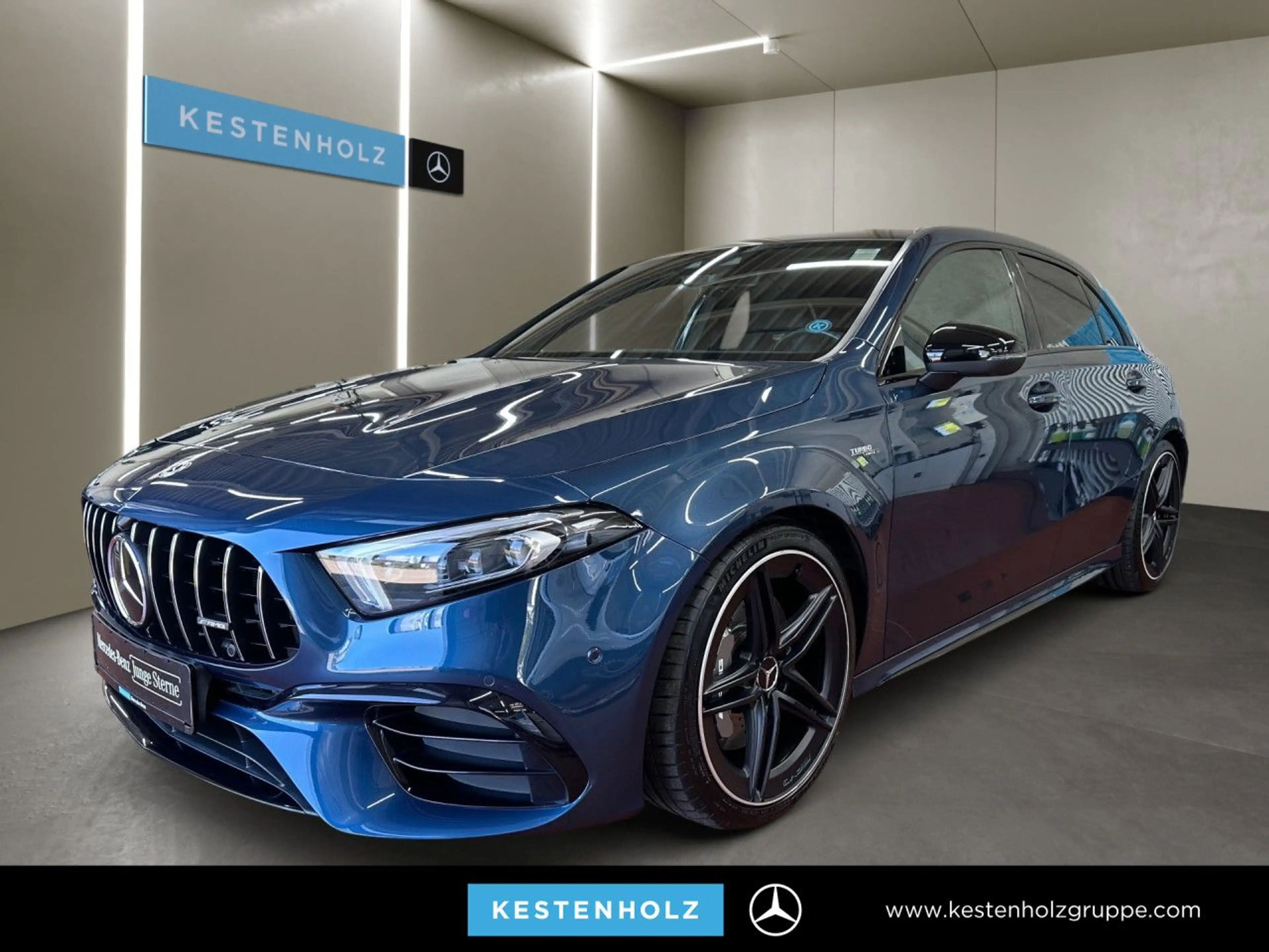 Mercedes-Benz A 45 AMG 4M Pano Multibeam Sitzklima Night Kamera