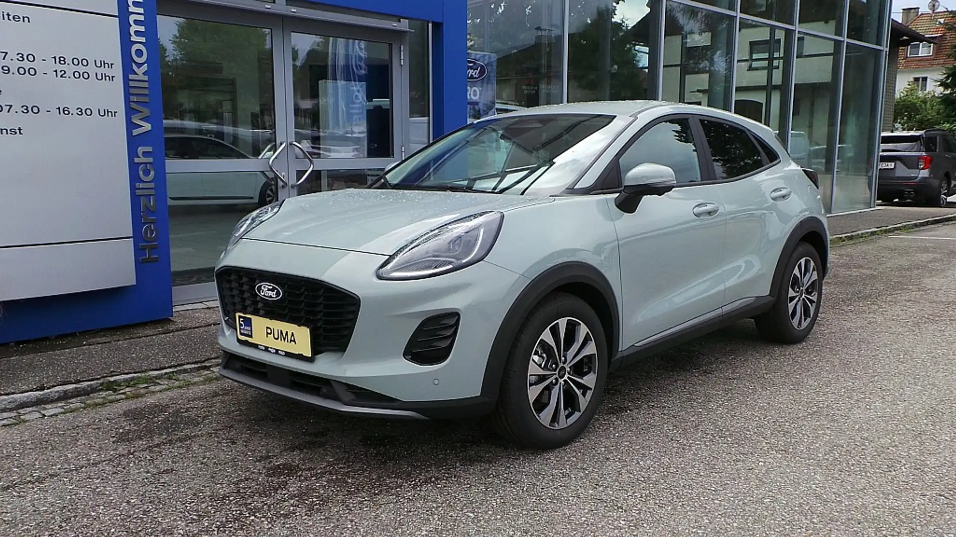 Ford Puma 1,0 EcoBoost Hybrid Titanium Aut. Gris - 1