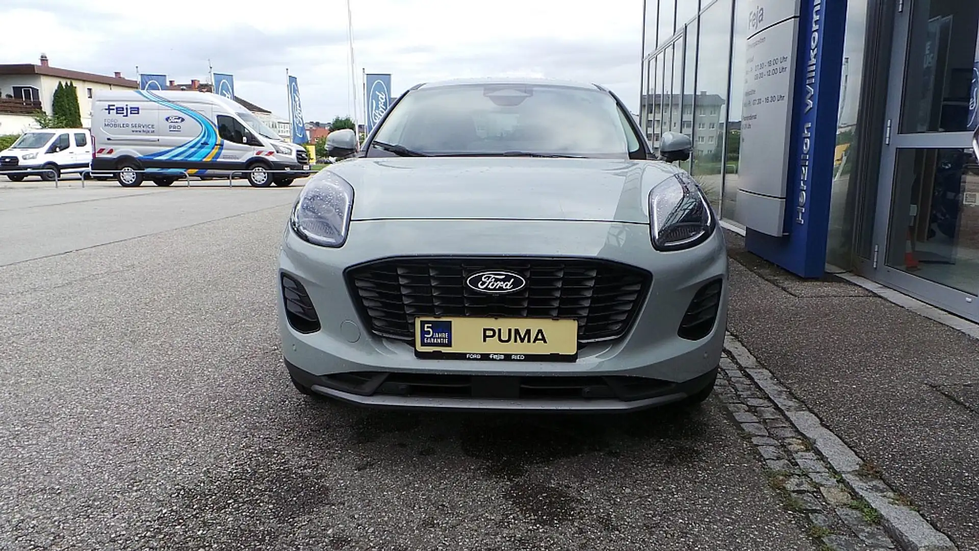 Ford Puma 1,0 EcoBoost Hybrid Titanium Aut. Gris - 2