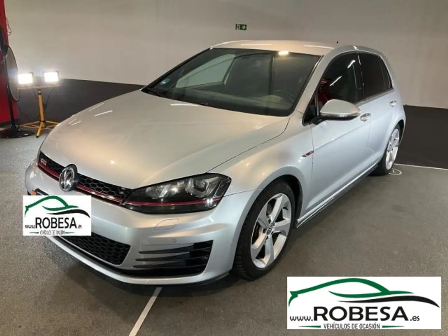 Volkswagen Golf VII 2.0 TSI GTI BlueMotion Tech 220cv Gris - 1