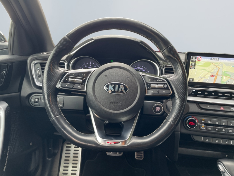 Kia ProCeed / pro_cee'd 1.4 T-GDI GT Line *PDC*RCam*SHZ*LED*ACC* — photo 12