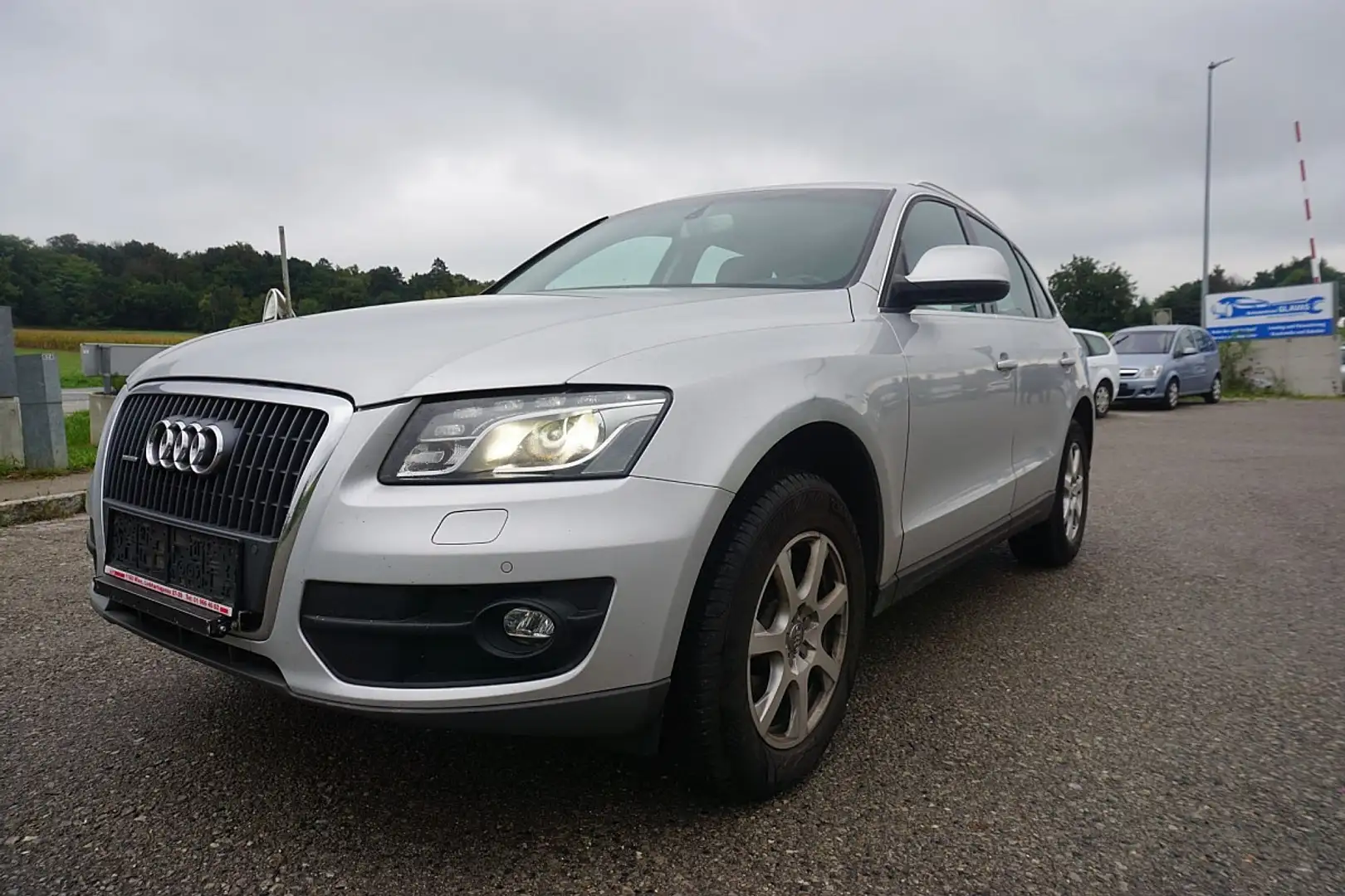 Audi Q5 2,0 TFSI quattro S-tronic Gri - 2
