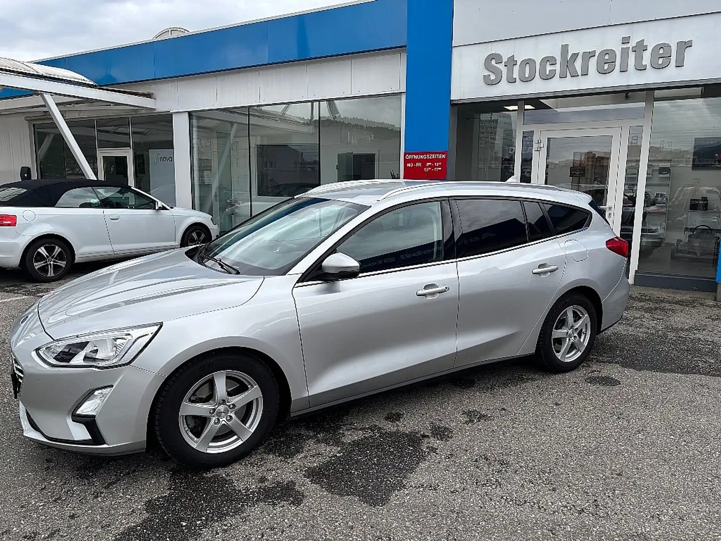 Ford Focus Traveller 1,5 EcoBlue*PDC*NAVI*TEMPO*SZH Argent - 2