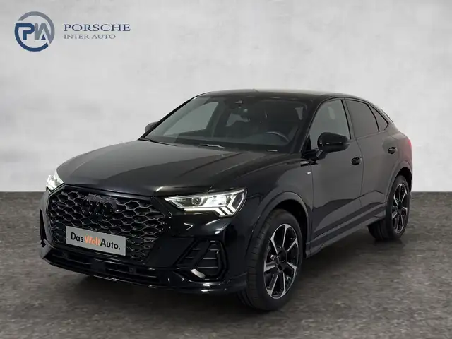 Audi Q3 main image