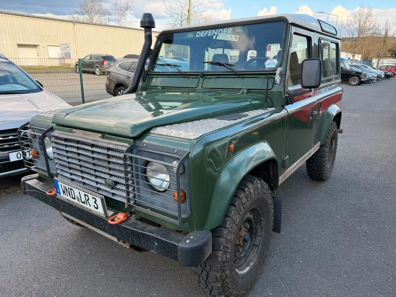 Land Rover Defender 90 SW2,5 DIESEL "SAFARI" EXTRAS, foto 2