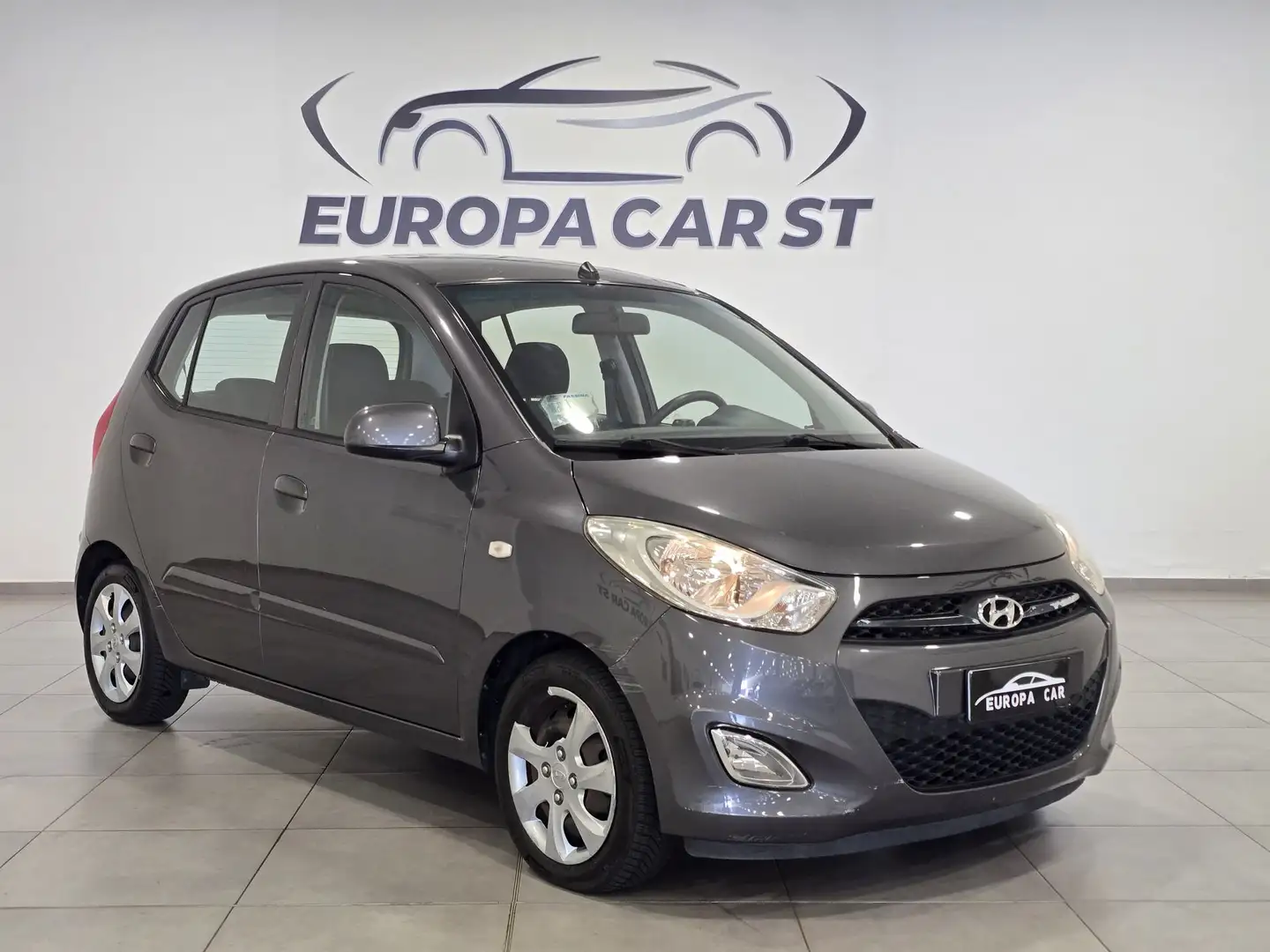 Hyundai i10 i10 1.1 12V Fiorucci Soft Top Grigio - 2