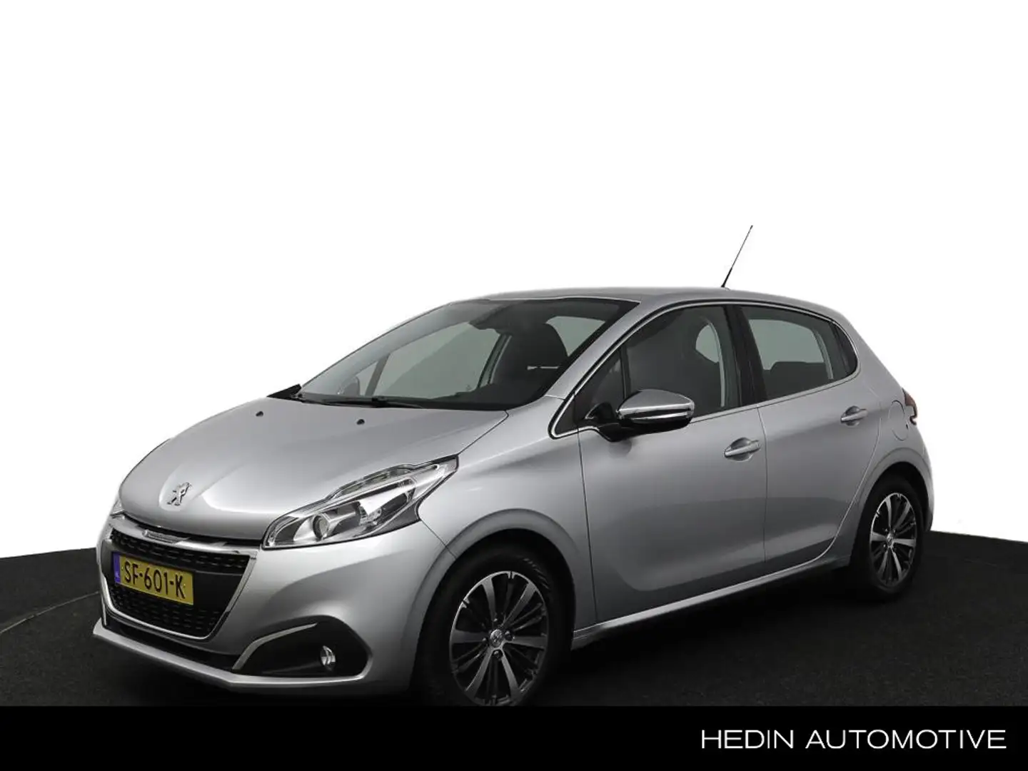 Peugeot 208 1.2 Allure 110 pk Automaat | Trekhaak | Navigatie Gris - 1