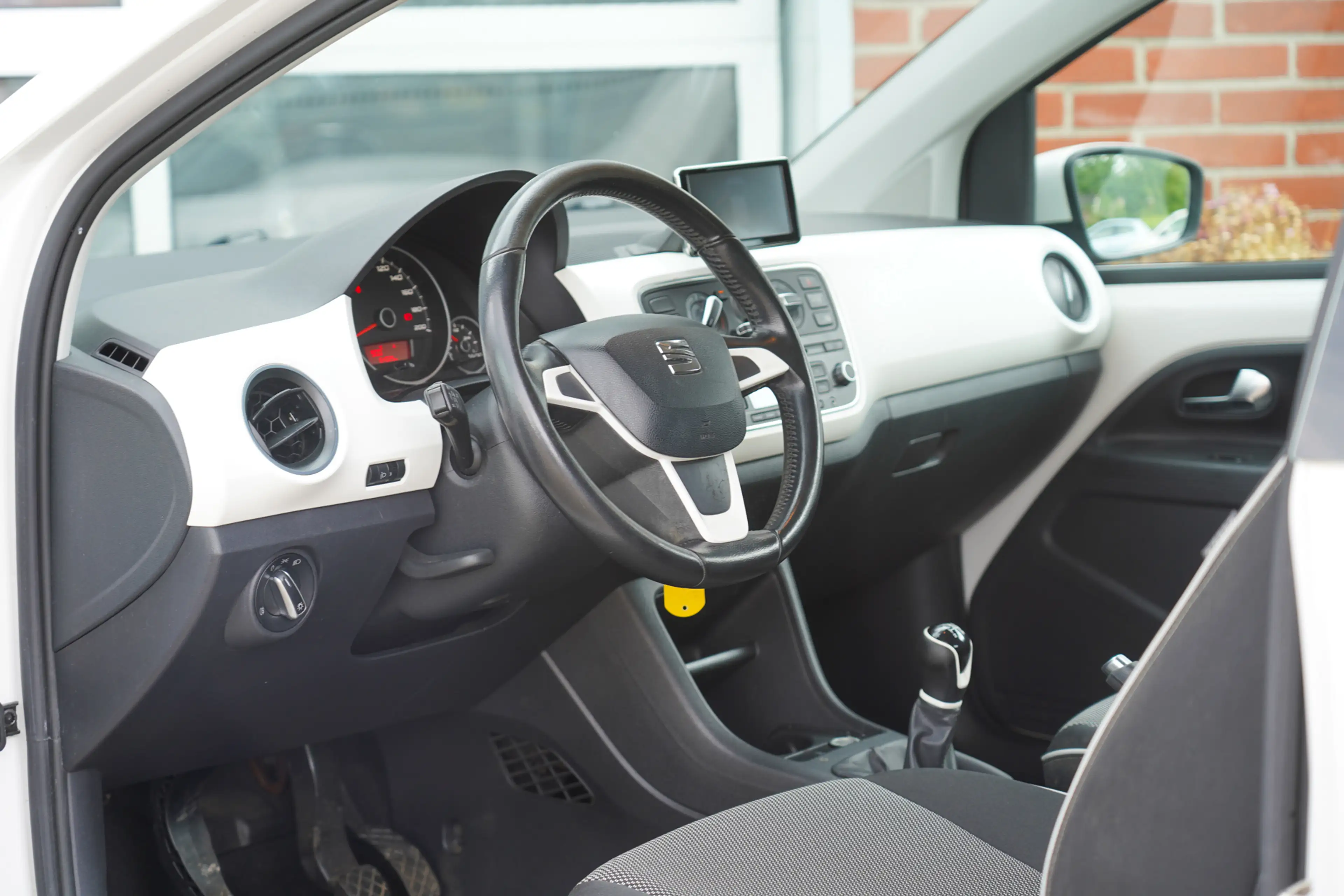 SEAT Mii 1.0 Style Sport — photo 10