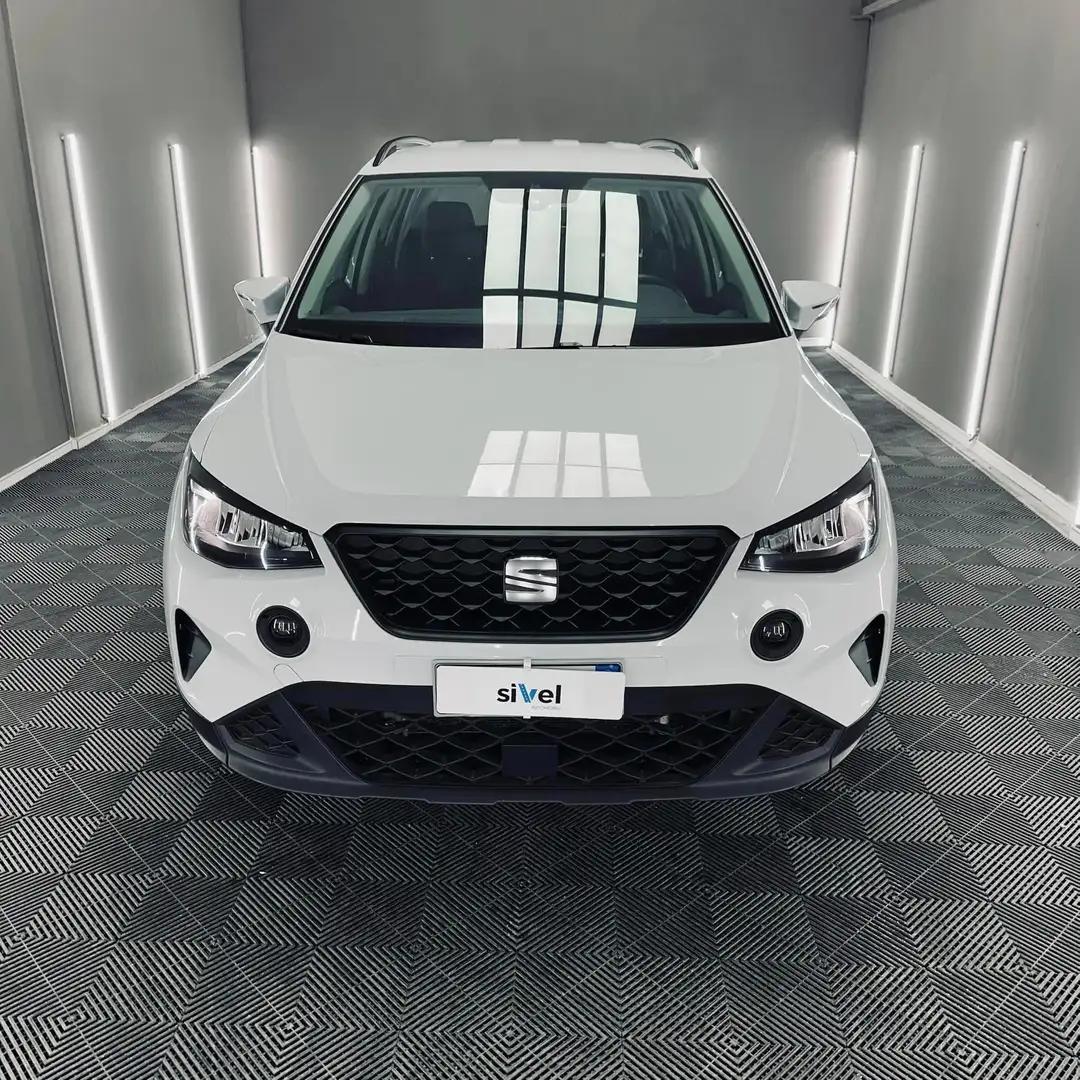 SEAT Arona Arona 1.0 ecotsi Style 95cv Blanc - 2