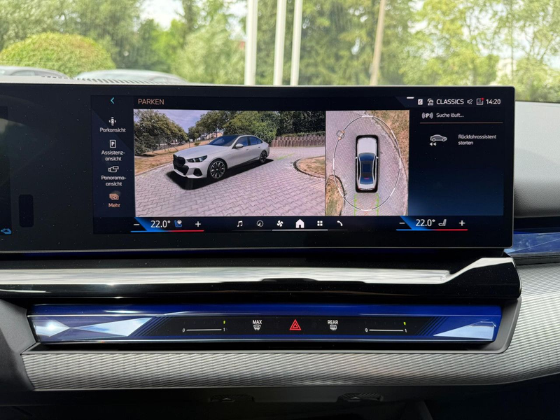 BMW 550 e xDrive Sportpaket HUD Navi LED Vollleder PDC — photo 15