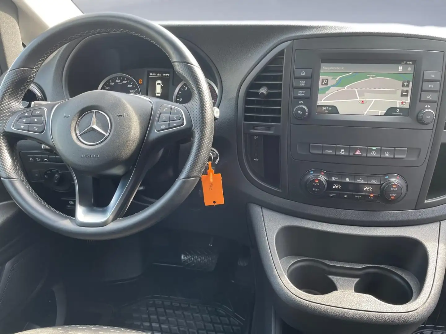 Mercedes-Benz Vito 119 CDI 4x4 Tourer PRO Extral SpurW PDC Grau - 2