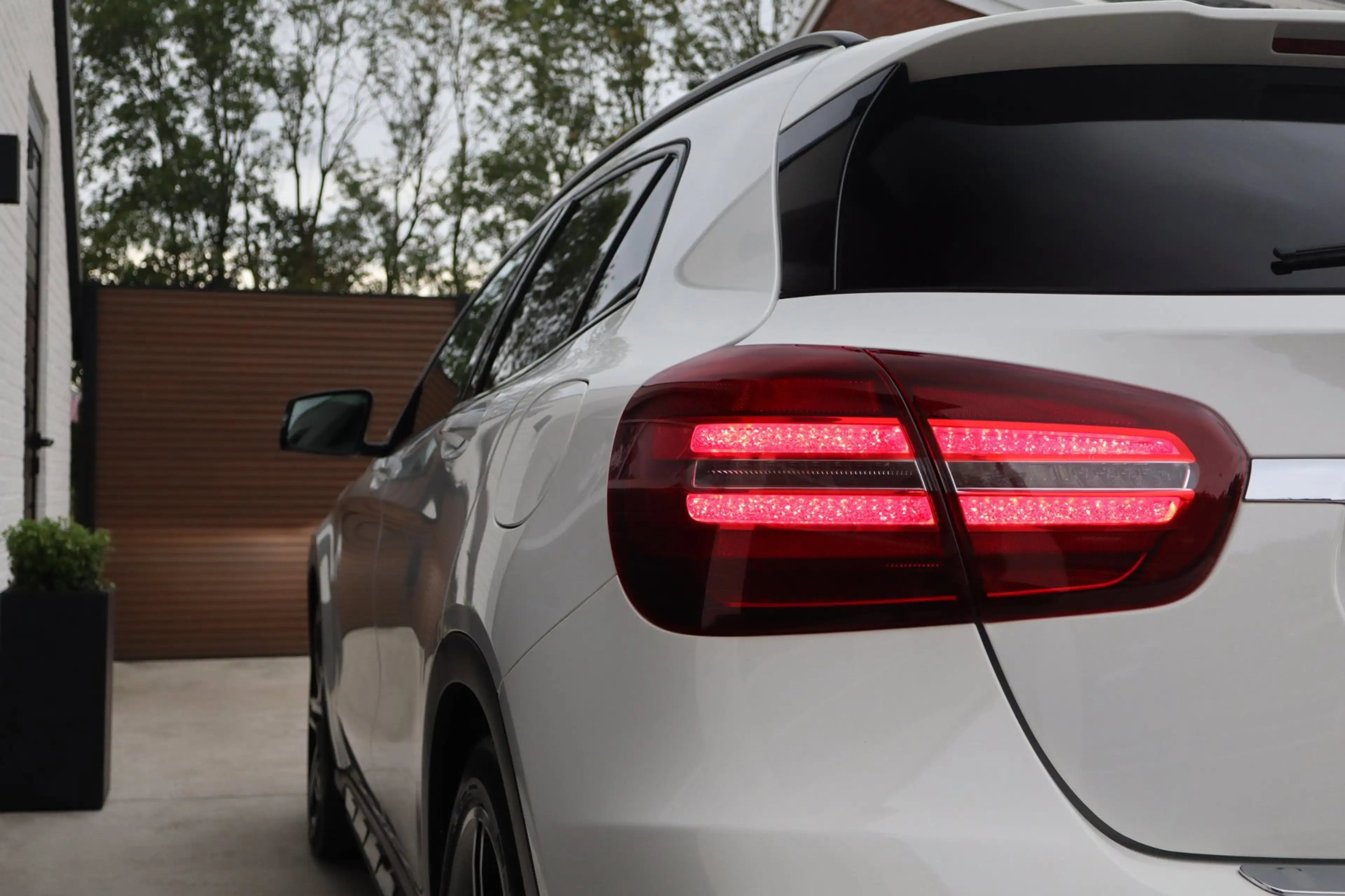 Mercedes-Benz GLA 180 Business Solution AMG Night Upgrade Panoramadak - — photo 32
