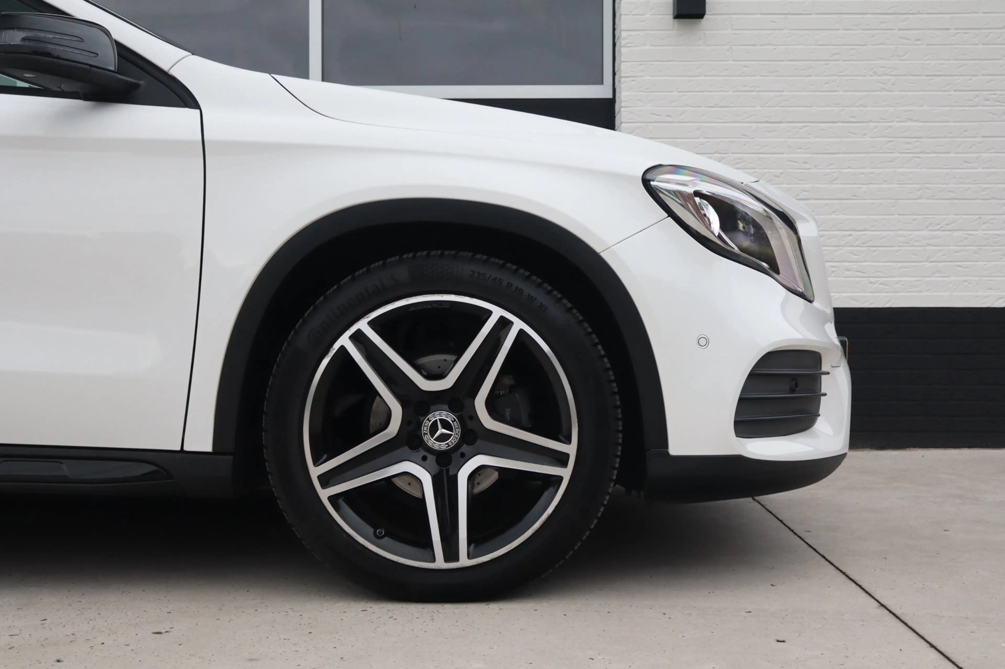 Mercedes-Benz GLA 180 Business Solution AMG Night Upgrade Panoramadak - — photo 29