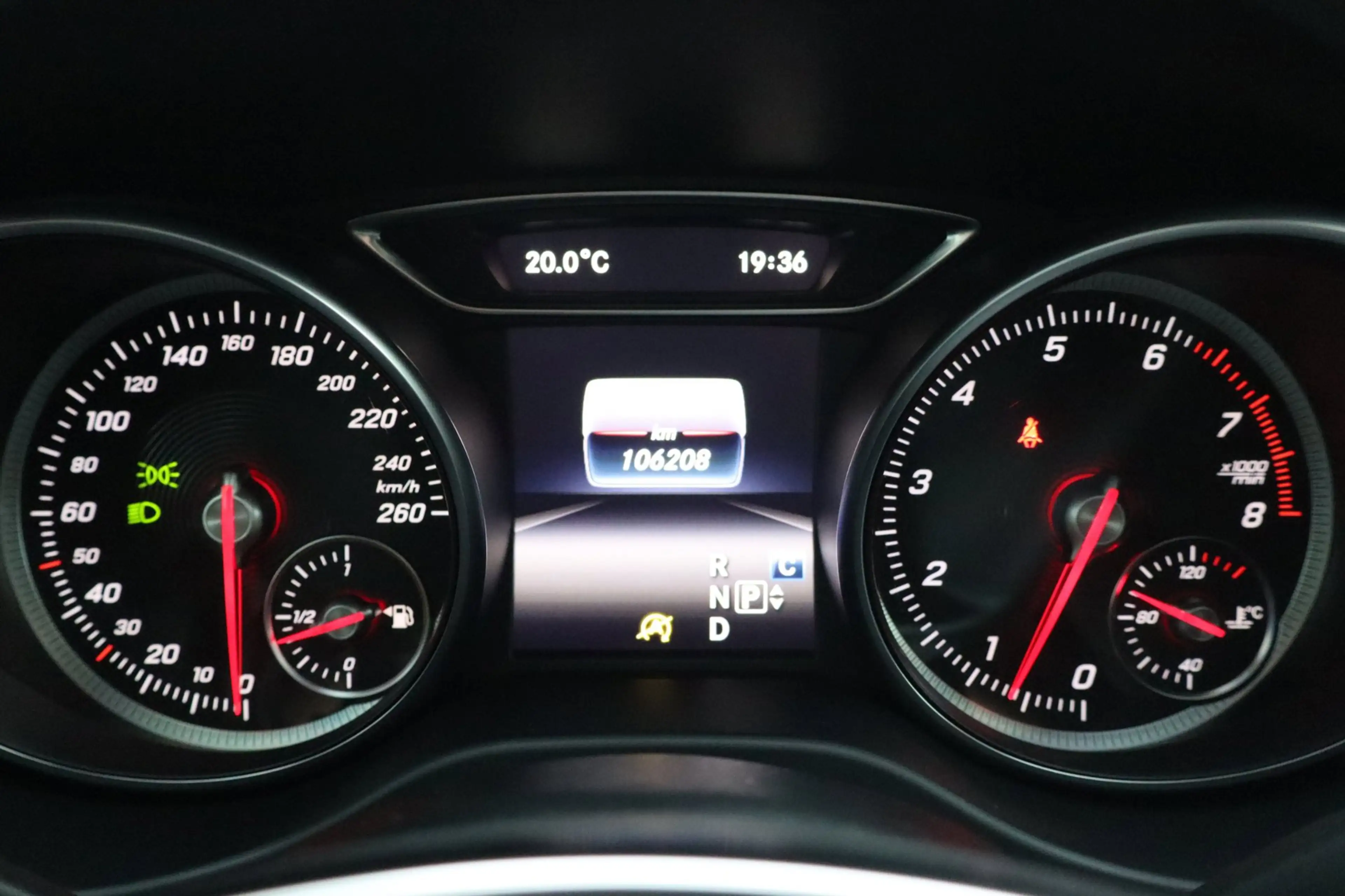 Mercedes-Benz GLA 180 Business Solution AMG Night Upgrade Panoramadak - — photo 25