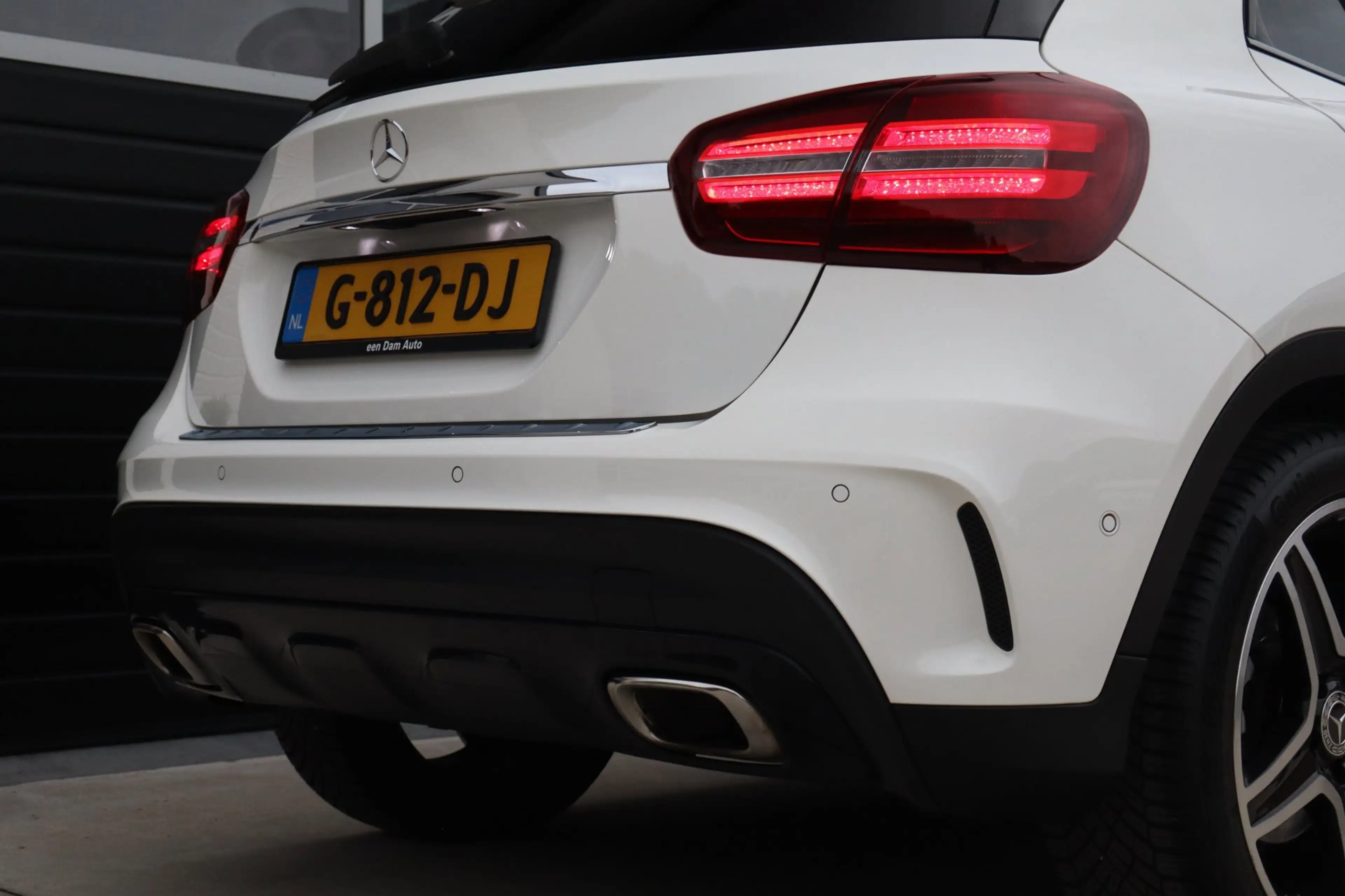 Mercedes-Benz GLA 180 Business Solution AMG Night Upgrade Panoramadak - — photo 33
