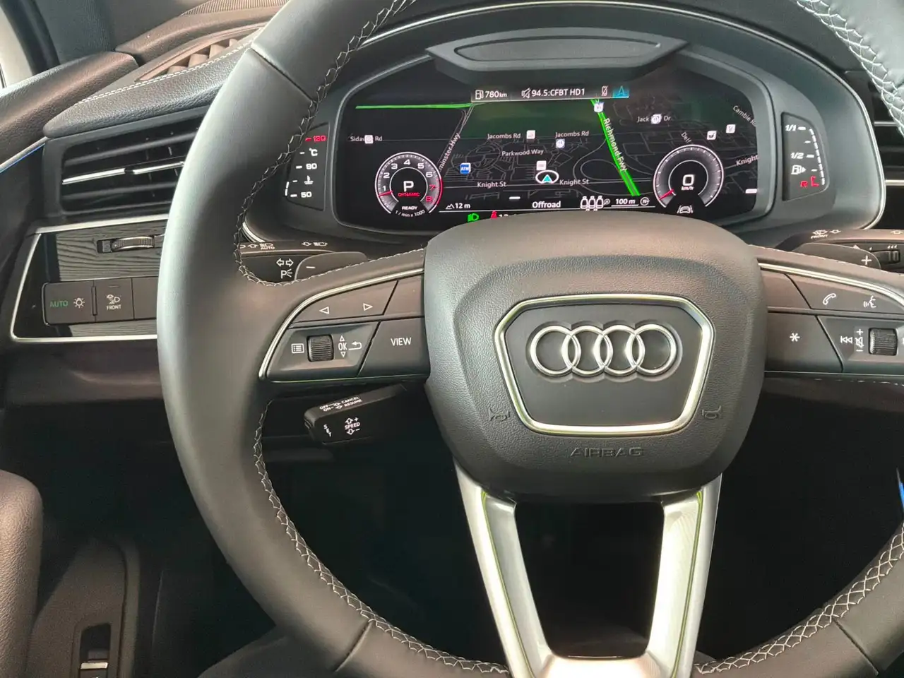 Audi Q7 снимка Audi Q7