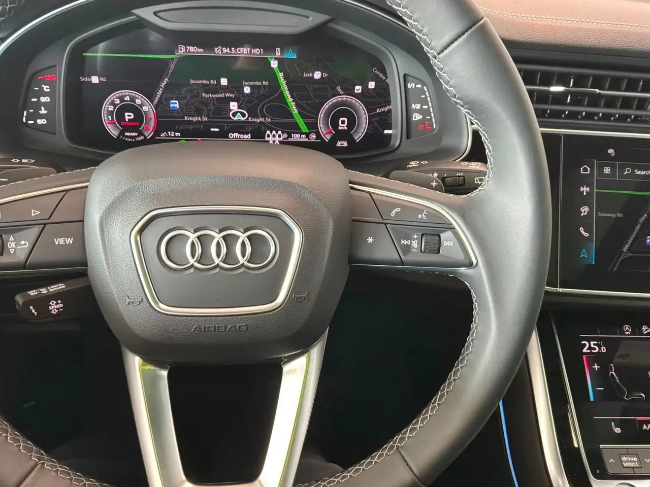 Audi Q7 снимка Audi Q7