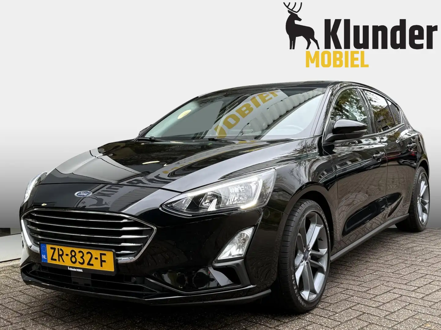 Ford Focus 1.0 EcoBoost Titanium Bus. |PDC v+a|Carplay|Trekha Noir - 1