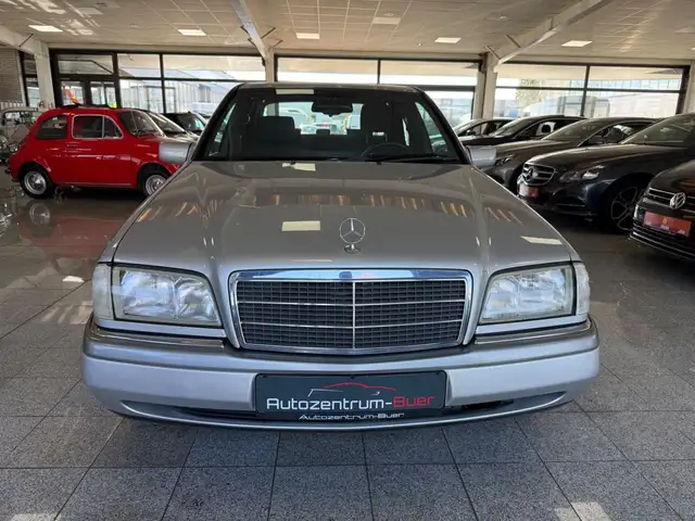 Mercedes-Benz C 220 Klima/E-Fenster/Zentralverrieg./Servo