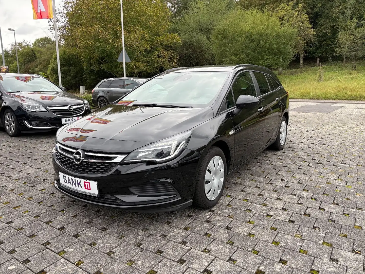 Opel Astra K Sports Tourer Business Start/Stop Schwarz - 1