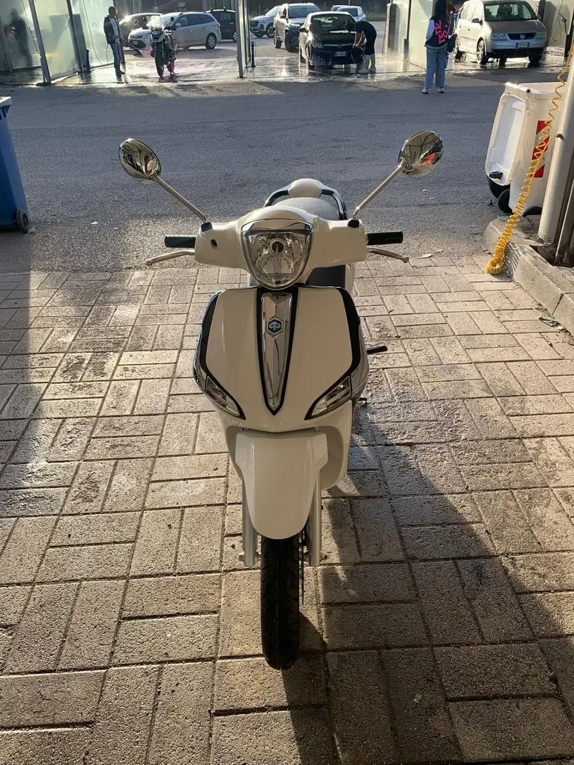 Piaggio Liberty 50 paravento sport Fehér - 2