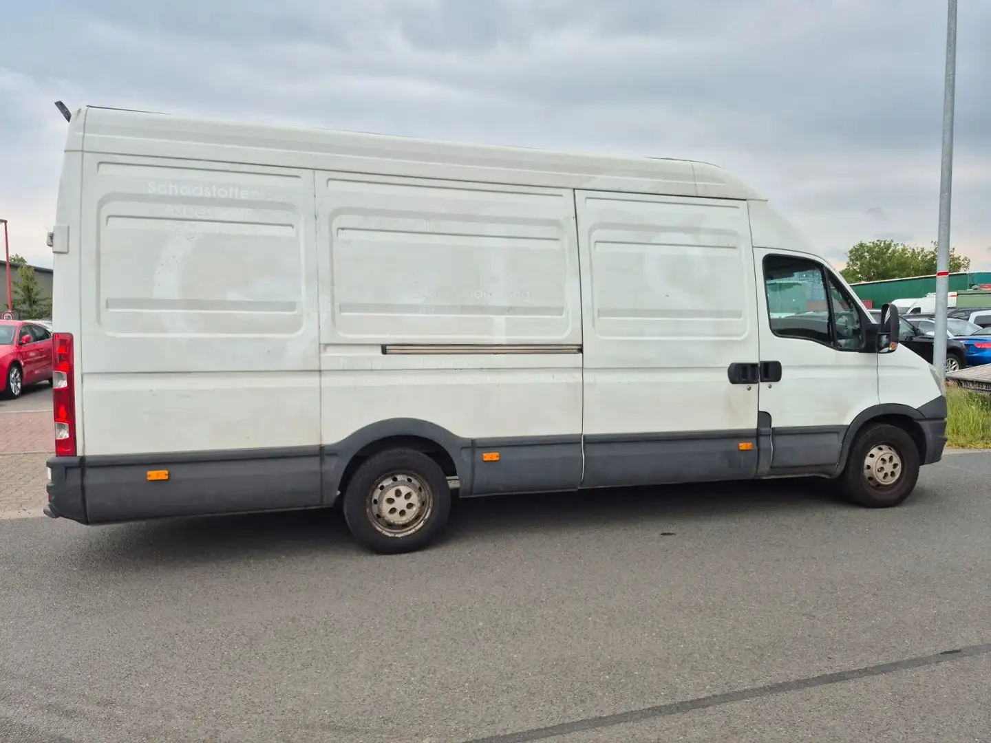 Iveco Daily Kasten 35S15 Maxi Radstand 3950 Klima Weiß - 1