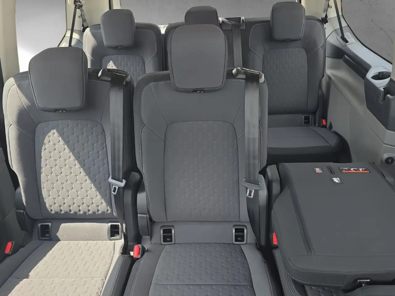 Ford Tourneo Custom Bus Plug-in Hybrid 340 L1 Titanium FWD Titanium 12
