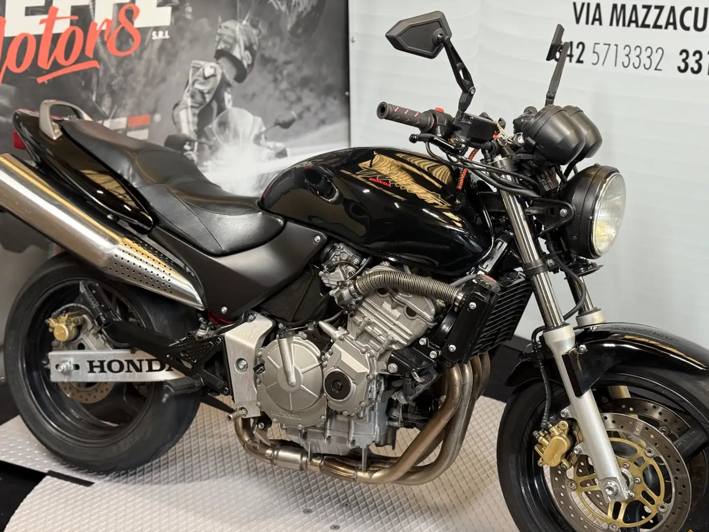 Honda Hornet Black - 2
