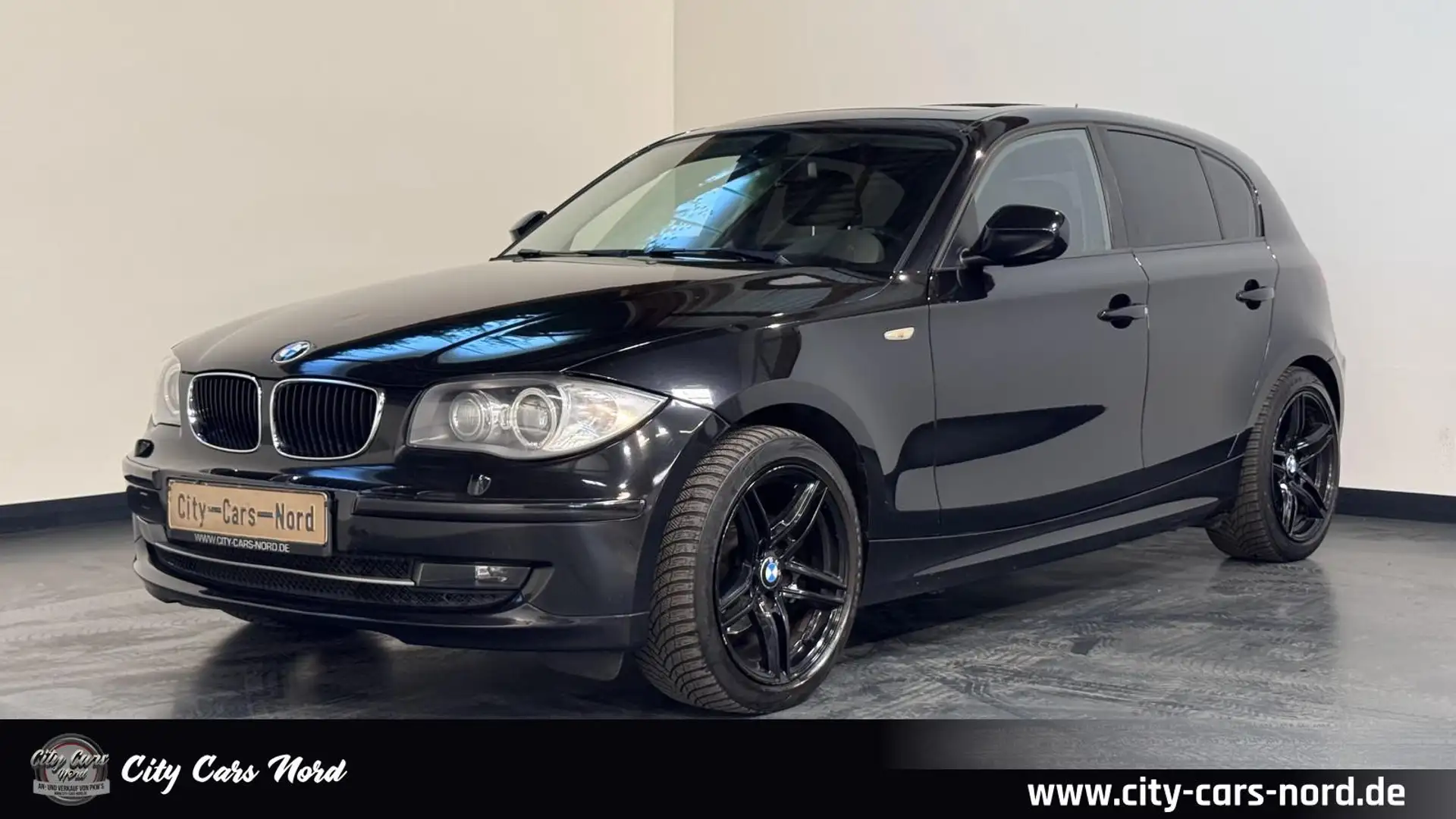 BMW 118 d Automatik-NAVI-GSD-PDC-SHZ-XENON-FR+BT Black - 1