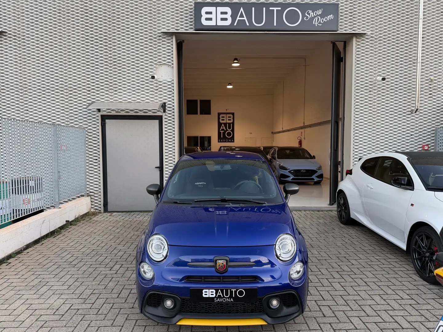 Abarth 595 1.4 Turbo T-Jet 180 CV Competizione 70th sabelt Blu/Azzurro - 1