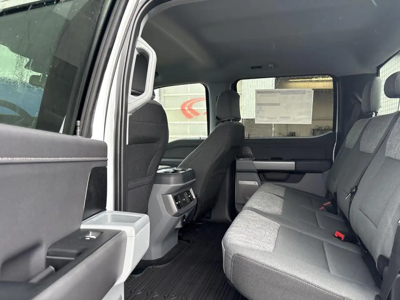 Ford F 350 снимка Ford F 350
