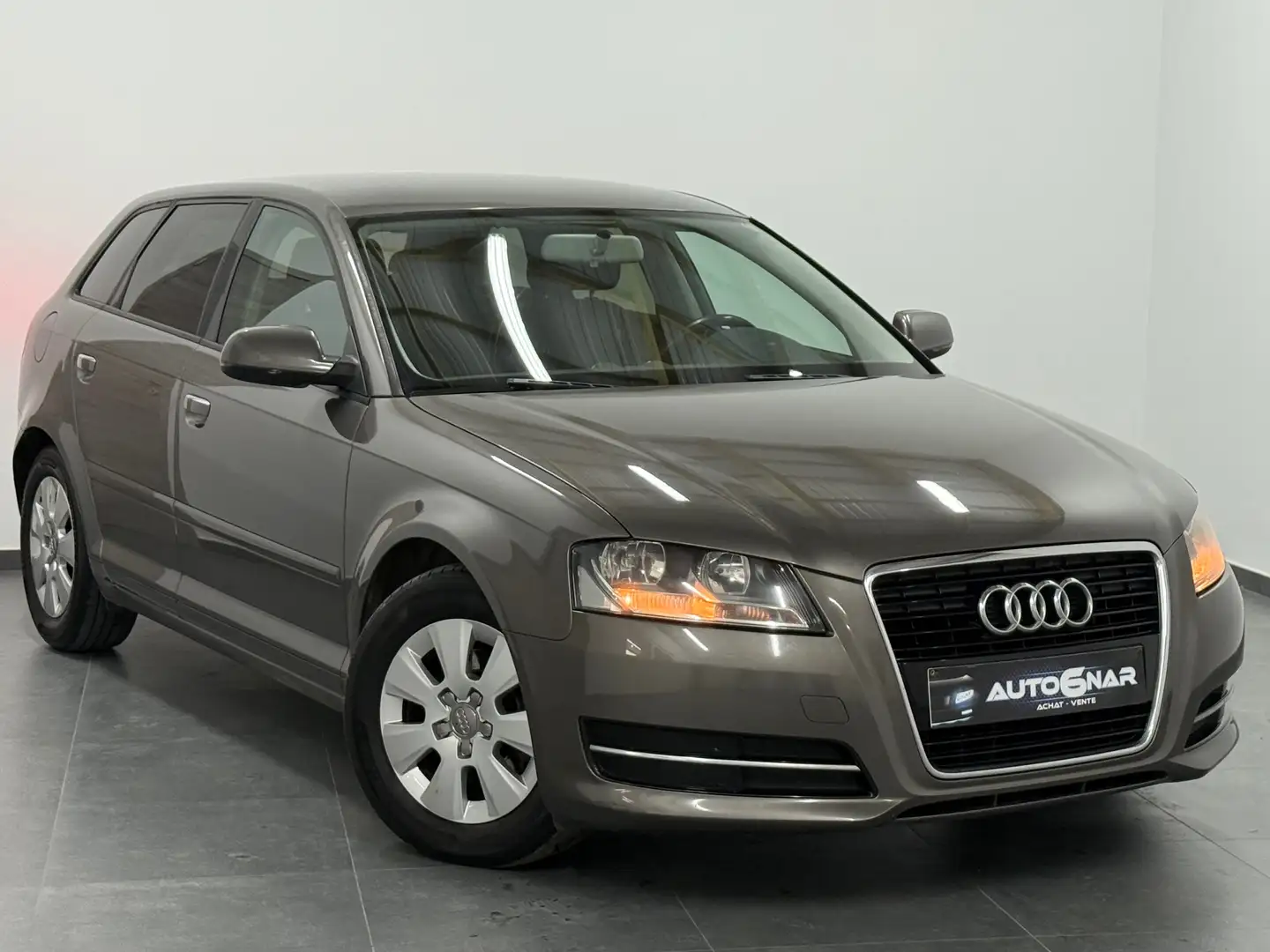 Audi A3 1.6 TDi Euro5 - Airco - CarPlay Brown - 1