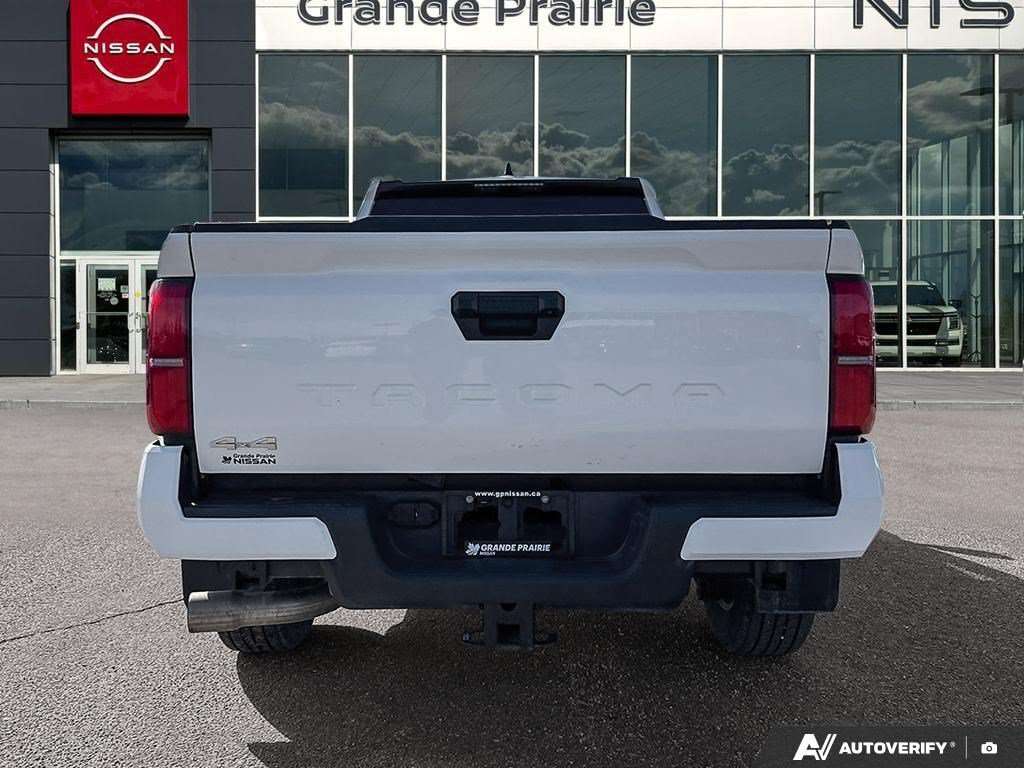 2025 Toyota Tacoma | 4WD | Lane Keeping Assistance — снимка 1