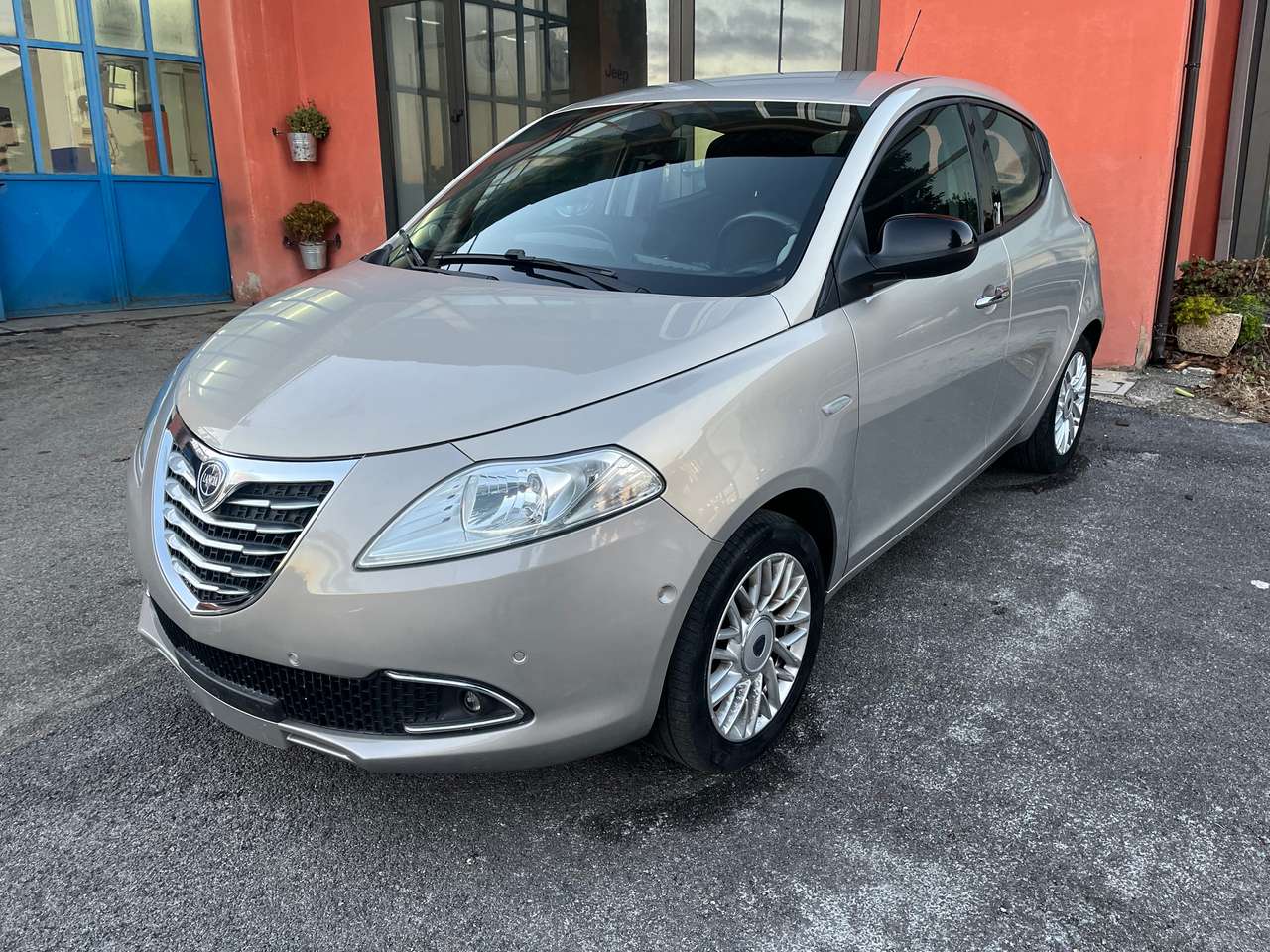 Lancia Ypsilon Ypsilon 1.2 8v Gold s