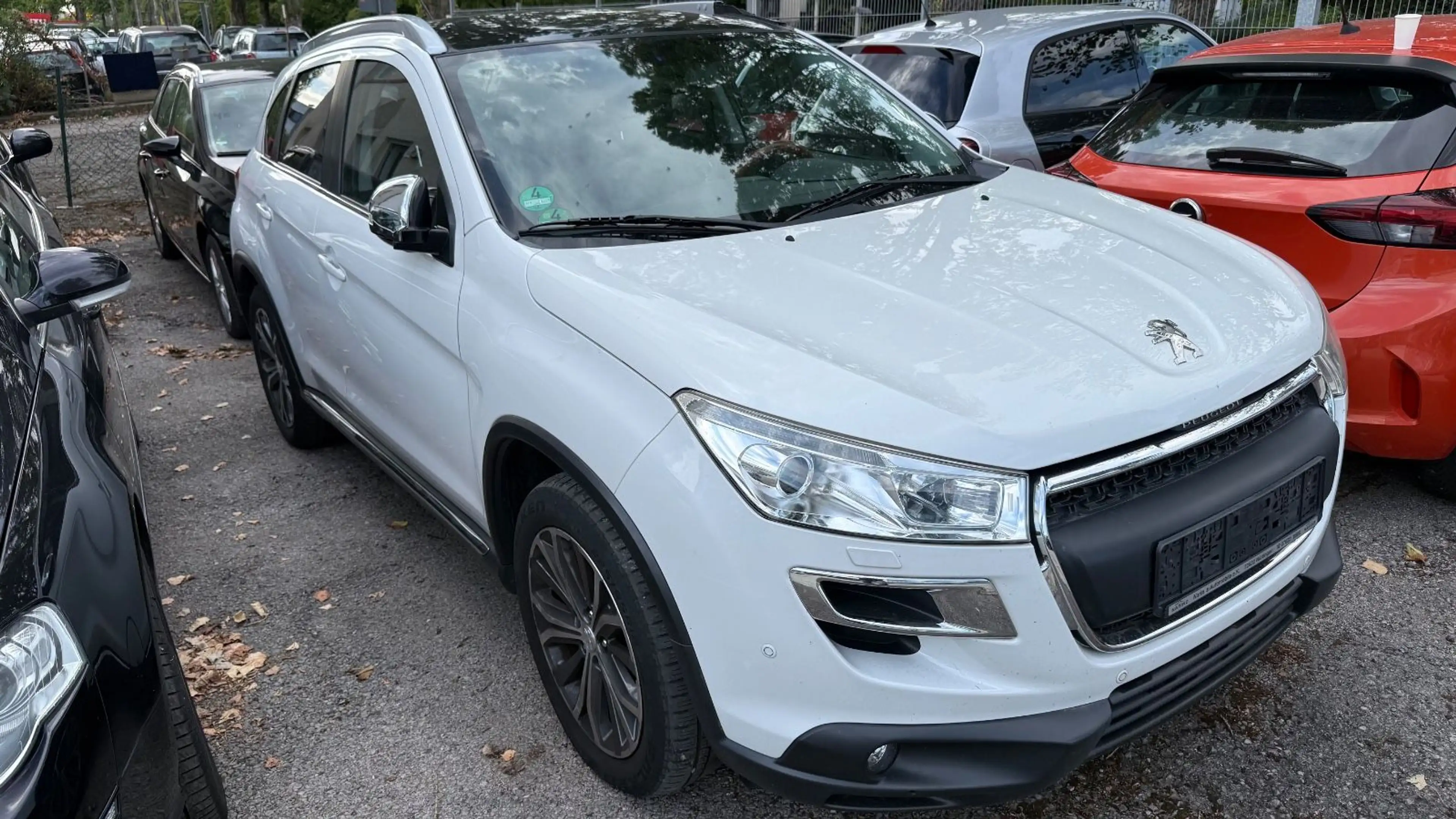 Peugeot 4008 Allure 4WD,Panorama,Leder,Navi,Kamera