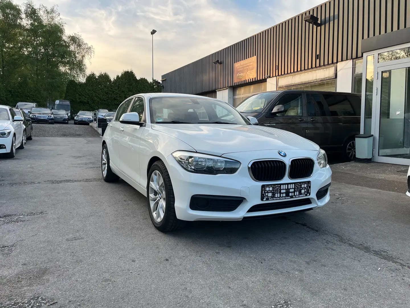 BMW 118 118 i Weiß - 2