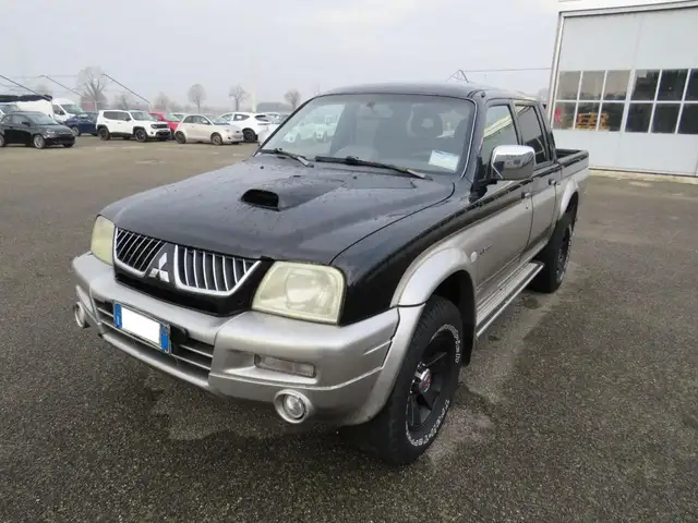 Mitsubishi L200 2.5 DI-D/115CV Double Cab Intense